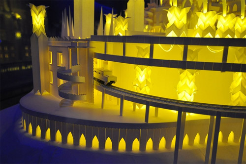 7846696 39ff7cb1de o Um castelo de papel no oceano