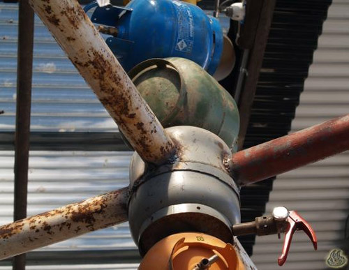 8330234 ad2a84f8a8 o Reciclagem com botijões de gás