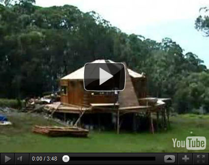 casa bambu Uma casa de bambu em três dias