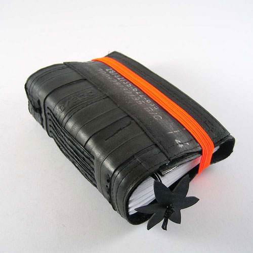 Cadernos com capa de câmara de bicicleta 10033164 63ffceb2a2 o Cadernos com capa de câmara de bicicleta