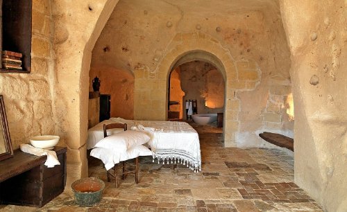 hotel caverna le grotte della civita 18 Hotel dentro de uma caverna na Itália