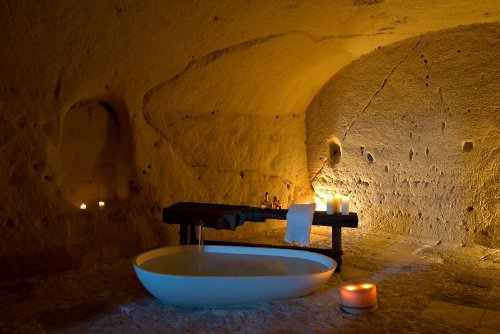 hotel caverna le grotte della civita 6 Hotel dentro de uma caverna na Itália